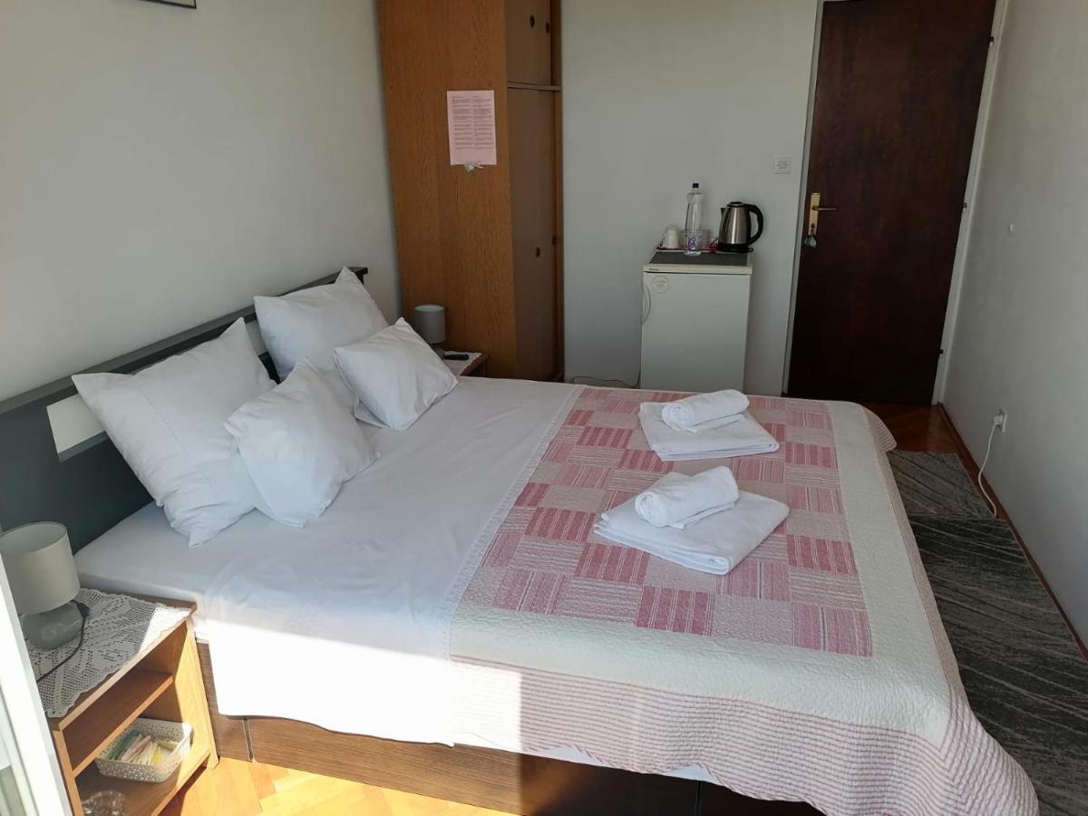 דוברובניק Guest House Medzalin מראה חיצוני תמונה